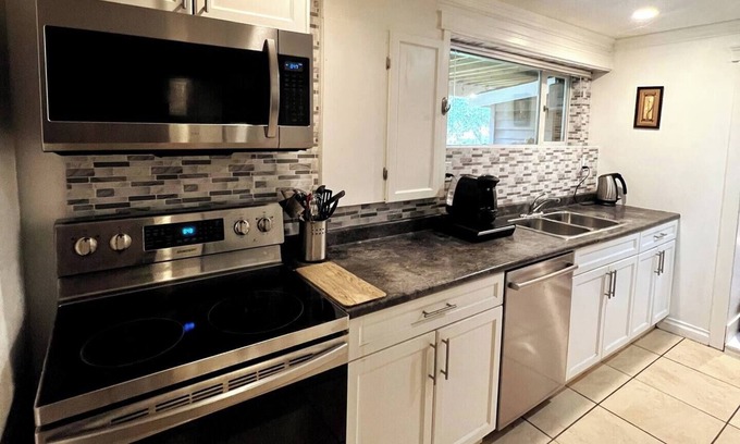 District of North Vancouver Casa | Entire Guest suite in North Vancouver