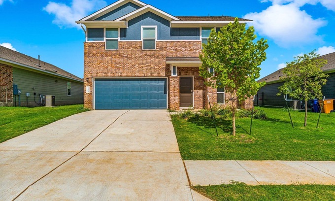 Del Valle Casa | Entire home, 4 Bedrooms Near Airport & COTA