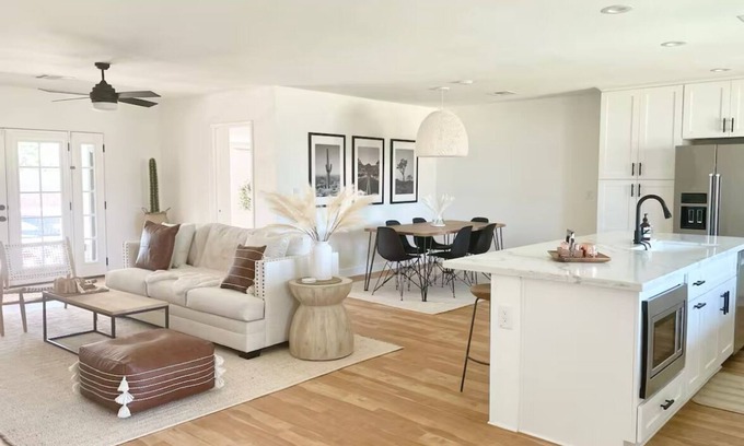 Litchfield Park Casa | Entire Home: A Modern Desert Oasis