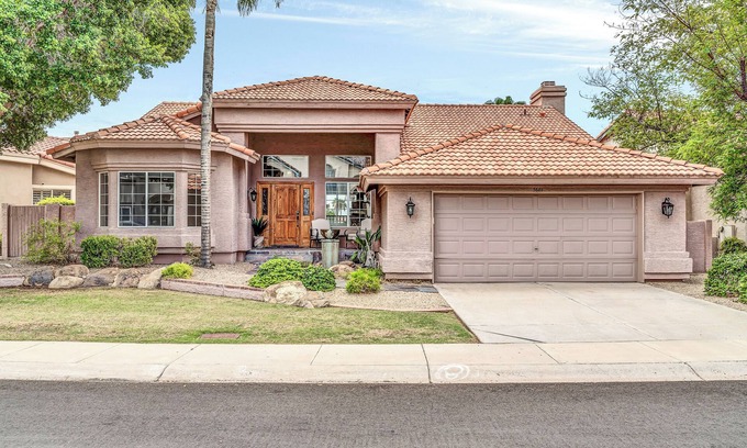 Arrowhead Lakes Casa | Entire Home in Arrowhead Ranch on the Legends Golf Course