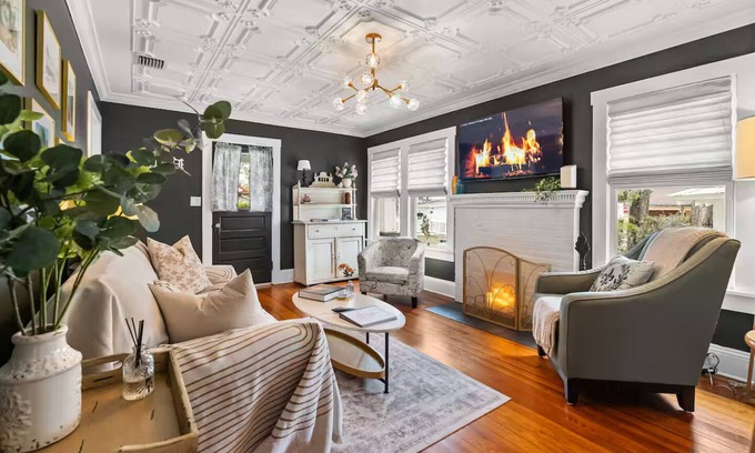 Mount Dora Cabaña | Entire home in Mount Dora, Florida