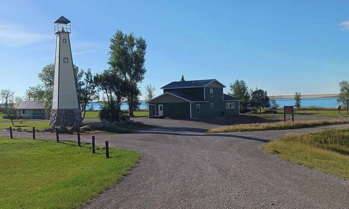 Valier Casa | Entire home in Valier, Montana