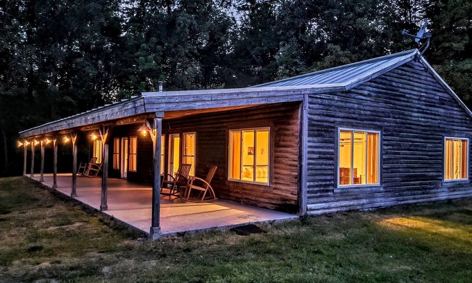 Starks Casa | Entire Home on a 125 acre Farm with a Swimming hole and River for Fly Fishing