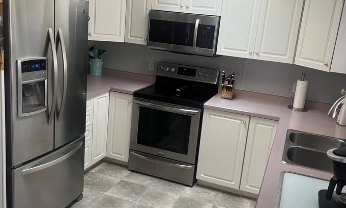 Prince George Casa | Entire home to yourself, 7 minutes to down town! All amenities you would need