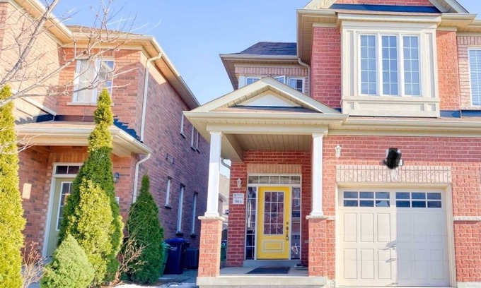 Churchill Meadows Casa | Entire Home with Basement in Mississauga