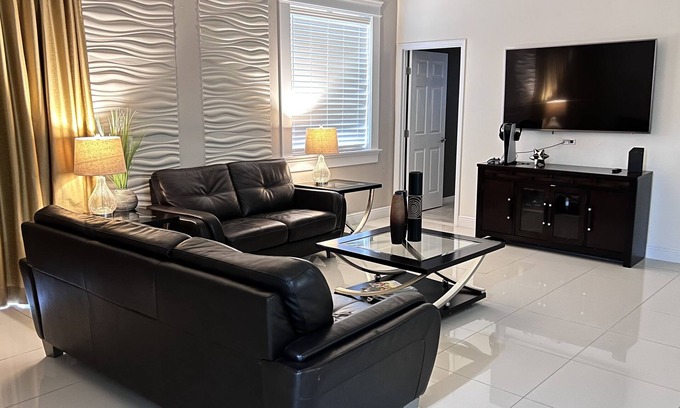 Ocala Casa | Entire House 8Minutes from Silver Springs State Park in Ocala, Florida