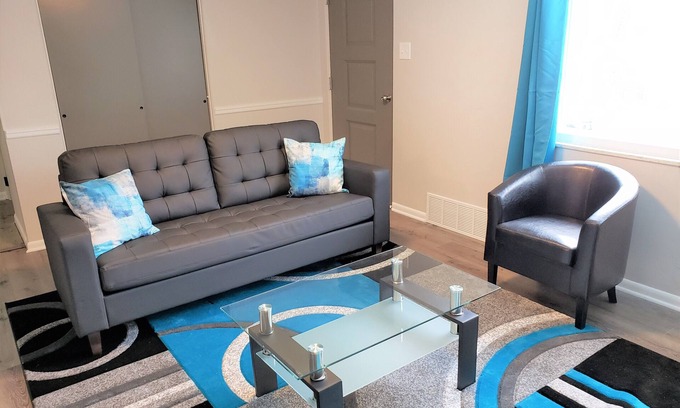 Baldwin Casa | Entire House Quiet Neighborhood Pittsburgh