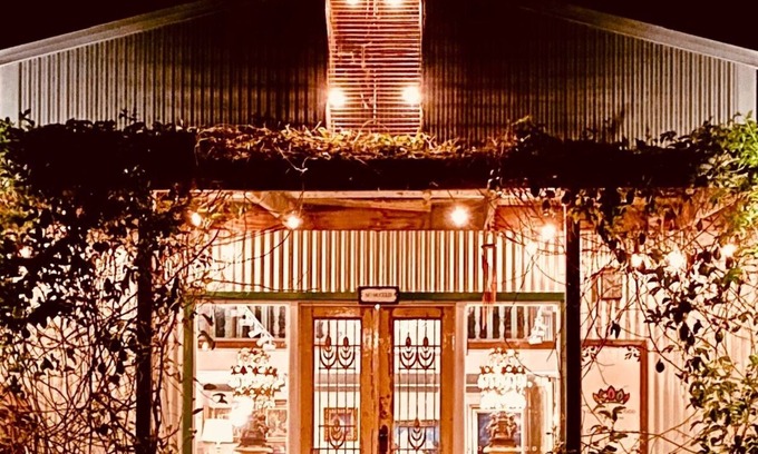 Ewingsdale Otro | Entire House The Swanky Shed - Tooraloo Farm Stay Byron Bay