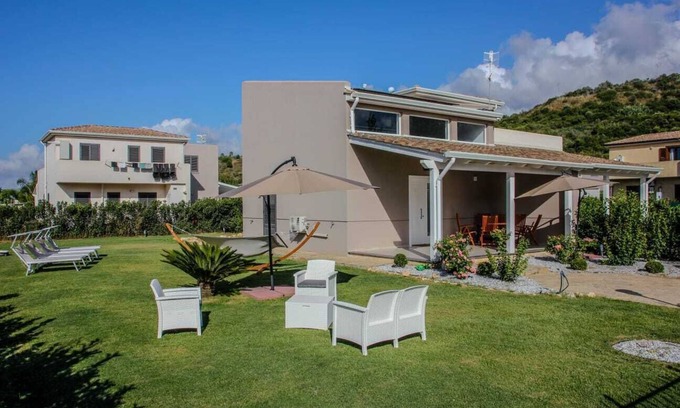 Contrada Pistavecchia 2 Villa | 10 min From Cefalu Villa Charm & Relax for Families at GranMareluna Village