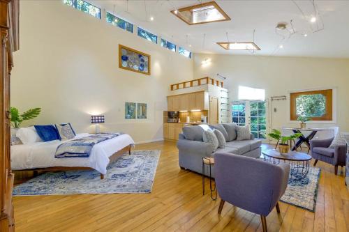 Redwood City Apartamento | Entire Mountain Cottage Home - Restaurants Amazing Hiking & Biking Trails