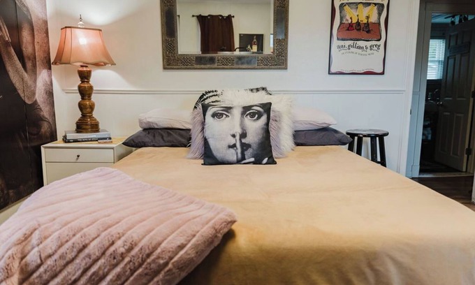 Berry Hill Casa | Entire place/Free parking-Minutes from Downtown