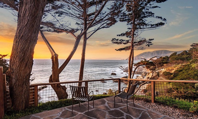 Montara Casa | Entire Private Coastal Retreat - Spectacular Ocean Views w/Hot Tub