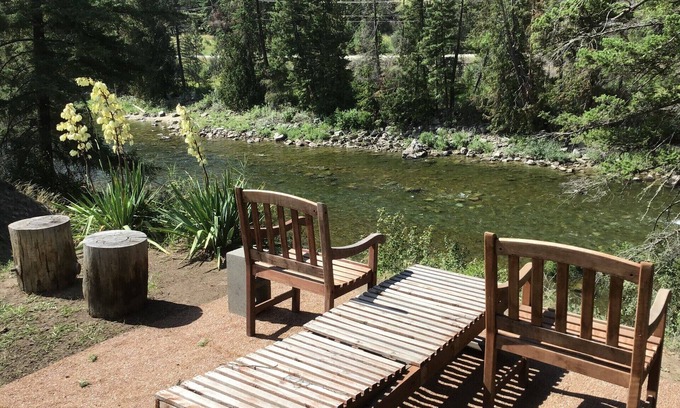 Okanagan-Similkameen Casa | Piso privado completo de Riverside Home - Capacidad 6 - 8 invitados! ¡Escape perfecto!
