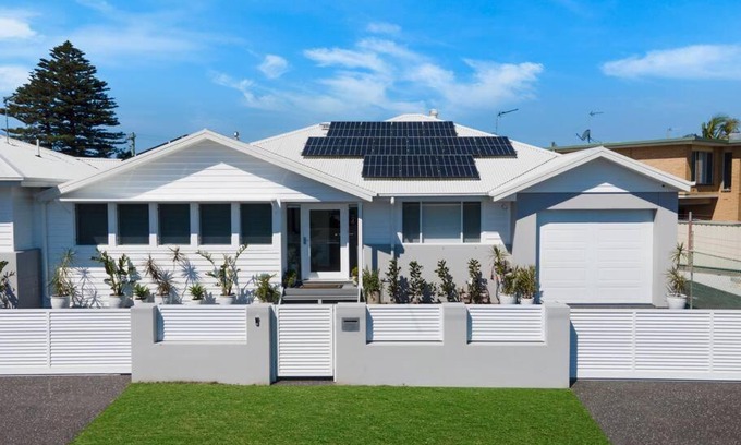 Lake Illawarra Casa | Entire Residential Home - Lake Illawarra And Beachside Home Sleeps 12