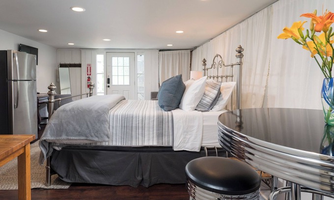 Carlisle Casa | ✨Entire Secluded Barn Suite Ctr Historic Carlisle✨