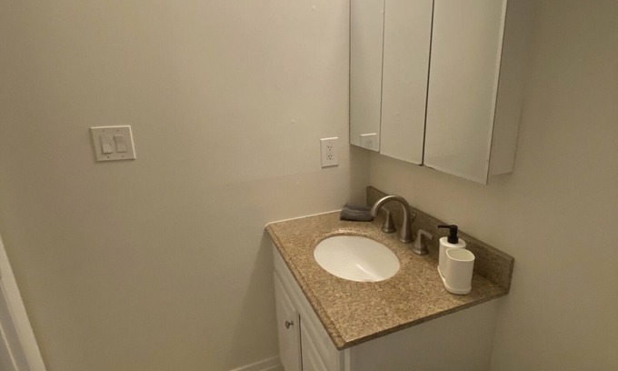 Dupont Circle Apartamento | Entire studio near DuPont circle