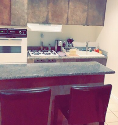 Norma Triangle Apartamento | ENTIRE Sunset Strip Upscale Condo! Prime Location!