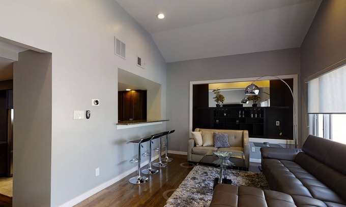 Downtown Wilmington Casa | Entire two-unit four-story townhouse, for multi-family vacations; free parking