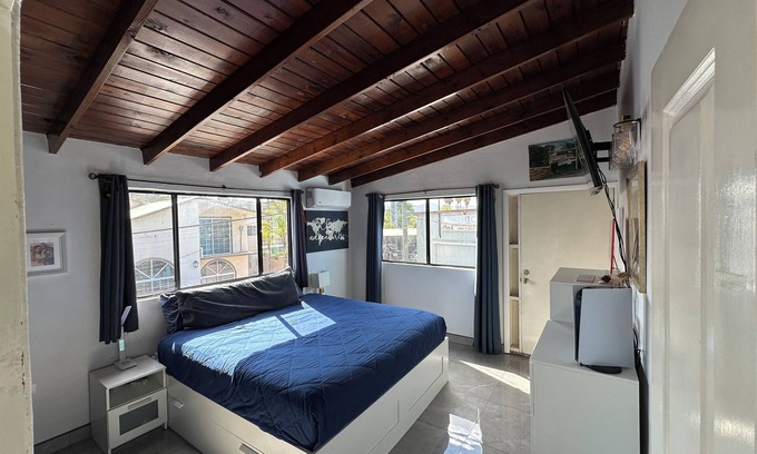 Ensenada Casa | Entire3-bedroom house with huge kitchen, WiFi, AC, great for entertaining