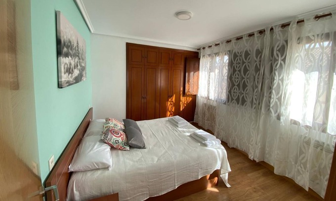 Burgos Apartamento | Entre Castillo y Catedral