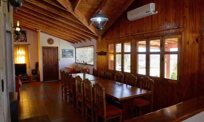 Cacheuta Chalet De Esquí | Entre montañas y rio, Cacheuta