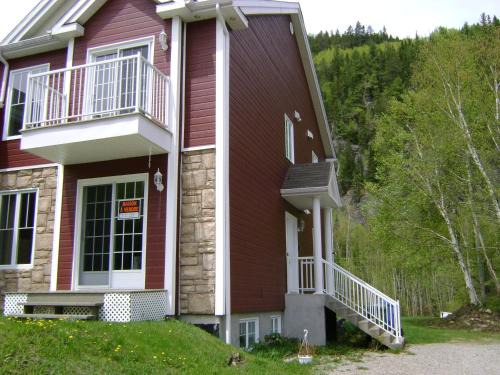 L'Anse-Saint-Jean Apartamento | Entre roc et montagne