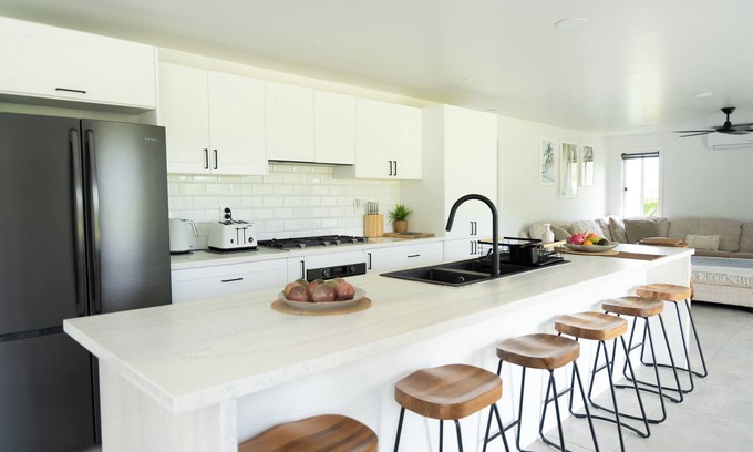 Matavera Casa | Enua Tipani Pool Villa Quiet Convenient location Modern Finishes Sleeps 8