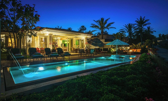 Centro Casa | Enviable location: Palmilla golf course, ocean view, beach, restaurants and more
