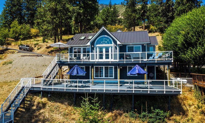 Bayview Casa | EPIC Lake Pend Oreille Home w/ Panoramic Views, TWO Decks + BIG Waterfront Dock!