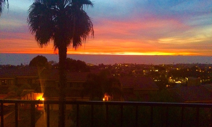 San Clemente Apartamento | Epic views, Private and well equipped ..a home away from home piece of paradise!