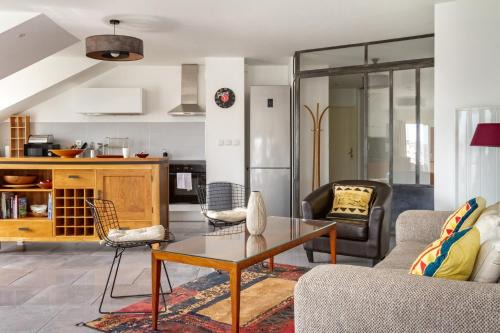 Mellinet Apartamento | Epicea- Spacieux 3 chambres avec parking.