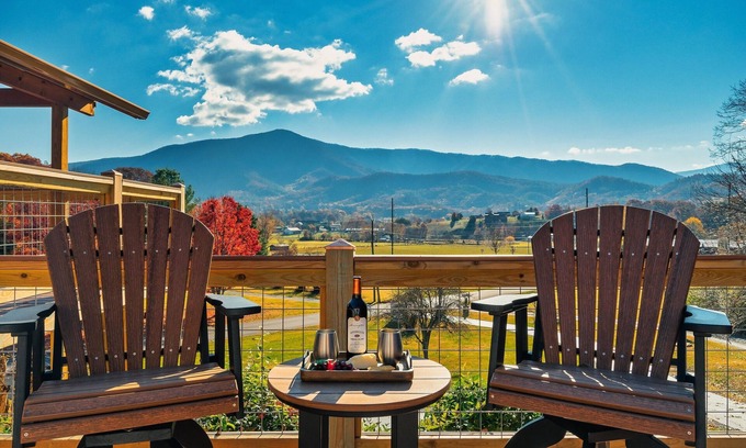 Wears Valley Chalet De Esquí | EpicViews!~EasyRoads!~Hot tub~Firepit