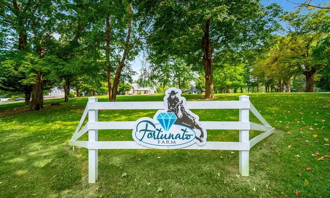 Killingworth Casa | Equestrian Living: It's a lifestyle "Living on the Farm" Not your ordinary Stay!