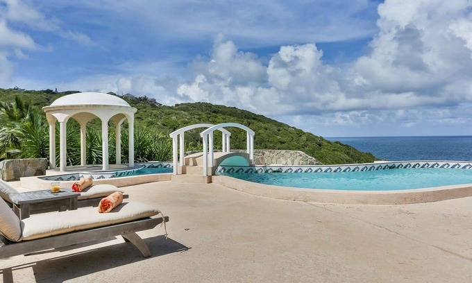 Gate Park Villa | Equinox (2/4 Rooms) Luxury villa