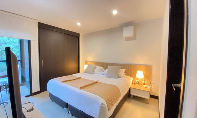 Rionegro Apartamento | Apartasuite equipada- nómadas digitales.