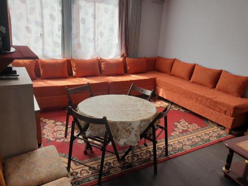 Garges-les-Gonesse Apartamento | Equipped appartement near Paris CDG & Bourget