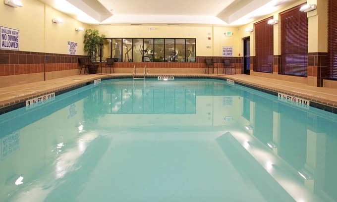 Columbia Condominio | Equipped Suite | Less than 1 Mile from USC