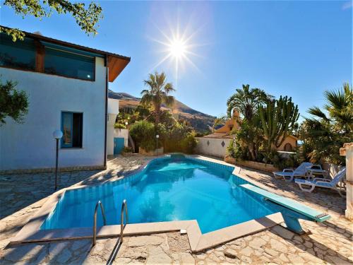 Valderice Casa | Equipped villa with private pool and panoramic sea views