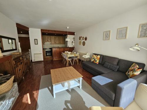 Les Apartamento | Era tor de les