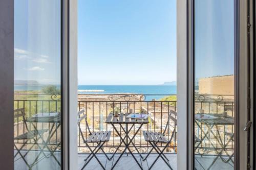 Corso dei Mille - Sant'Erasmo Apartamento | Erasmo home luxury, Palermo