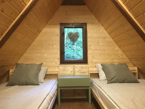 Tata Casa | Erdő Kapitánya Vendégház