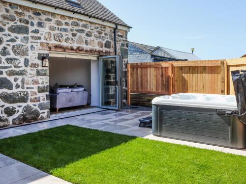 Talybont Casa | Erddyn - Uk48860