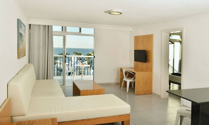 Puerto del Carmen Apartamento | Ereza Apartamentos Los Hibiscos - Adults Only
