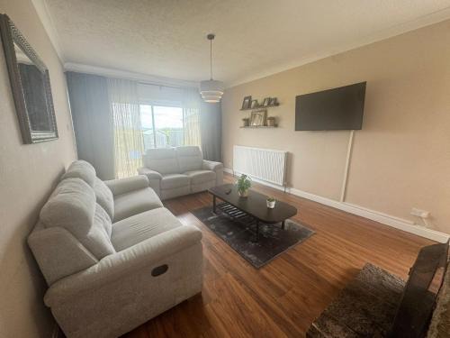 Denholm Casa | Eriskay cottage