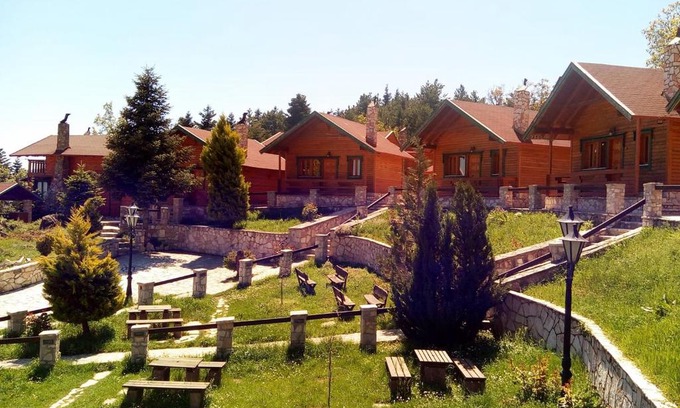 Mesaia Trikala Chalet De Esquí | Ermis Katafigio