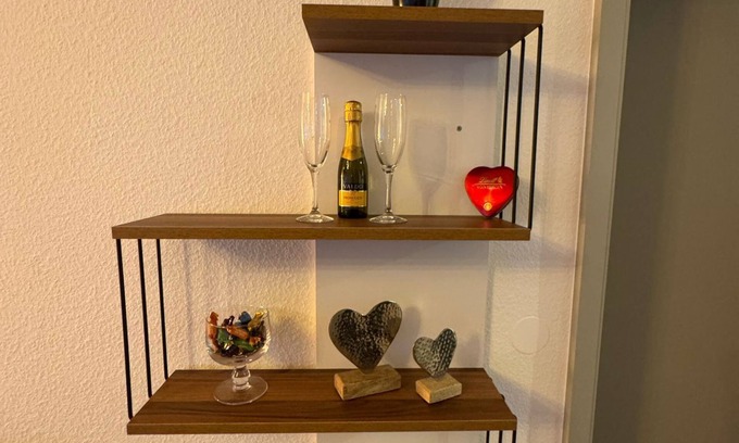 Dettingen an der Erms Apartamento | Ermstalsuite - Spacious vacation apartment with a large garden in great surroundings.