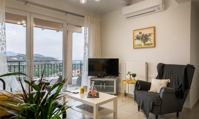 Kalo Chorio Apartamento | Erofili's House cozy sea and valley panoramic view apartment
