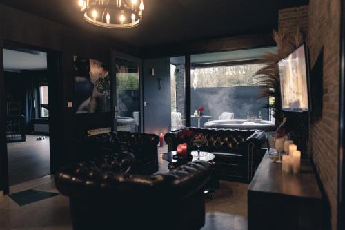 Valdorf Apartamento | Erwachsenenhotel BDSM Apartment Hotel Emotion Apartments mit privater Sauna und Whirlpool