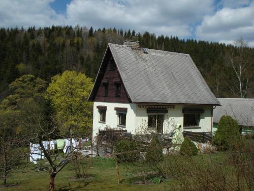 Neuhausen Apartamento | Erzgebirgsdomizil am Schwartenberg