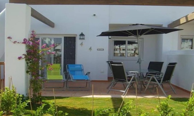 Alhama de Murcia Apartamento | Apartamento "Beautiful three bed on Condado" con piscina, jardín y terraza